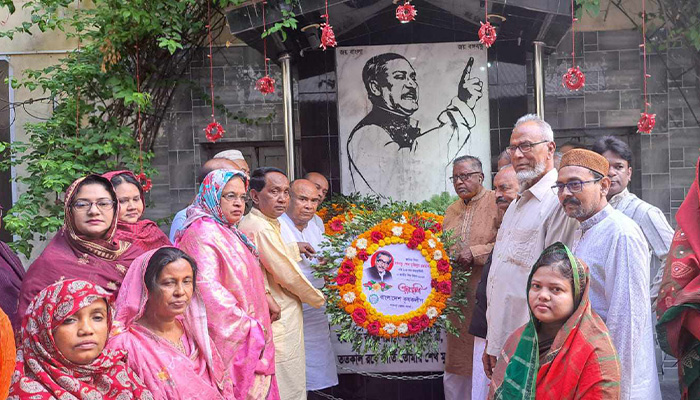 পাবনায় জাতির জনকের ১০৪তম জন্মবার্ষিকী ও জাতীয় শিশু দিবস পালন