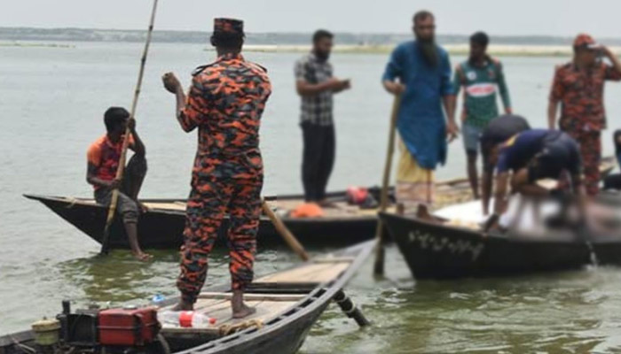 পদ্মায় গোসলে নেমে ৩ কিশোরের মৃত্যু