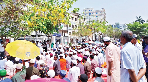 বৃষ্টির জন্য দেশের বিভিন্ন স্থানে ইসতিসকার নামাজ