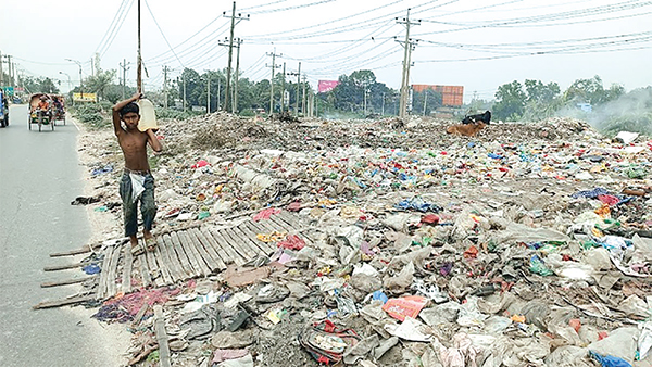 টাঙ্গাইল শহরের প্রবেশ পথ যেন ময়লার ভাগাড়