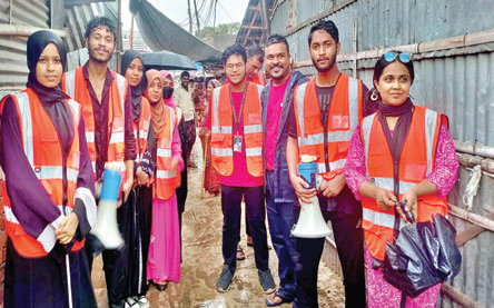 ঘূর্ণিঝড় রিমালে রোভার স্কাউটদের সেবা প্রদান