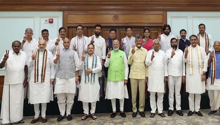 সন্ধ্যায় তৃতীয় মেয়াদে প্রধানমন্ত্রী হিসেবে শপথ নিচ্ছেন মোদি