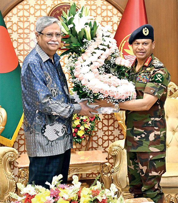 রাষ্ট্রপতির সঙ্গে সেনাপ্রধানের বিদায়ী সাক্ষাৎ