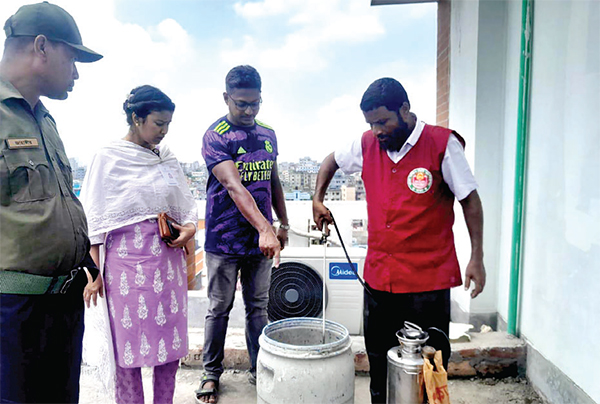 এডিসের লার্ভা পাওয়ায় ছয় স্থাপনাকে দক্ষিণ সিটির জরিমানা