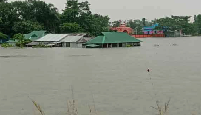 সিলেট অঞ্চলে বাড়ছে নদীর পানি, বন্যার শঙ্কা