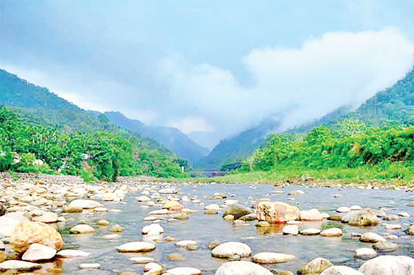 অপরূপ লীলাভূমির দেশ