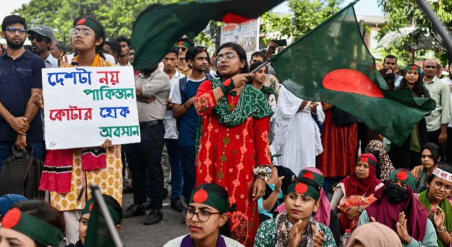 কোটা সংস্কারের দাবিতে আজও ‌‘বাংলা ব্লকেড’