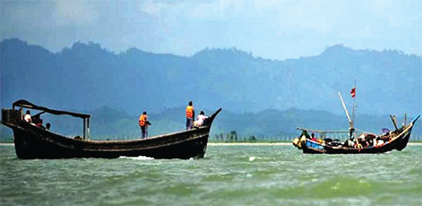 বাংলাদেশে পালানোর সময় মিয়ানমারে ড্রোন হামলায় বহু রোহিঙ্গা নিহত