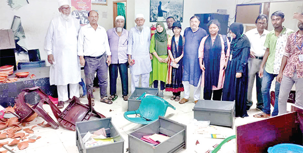 নারায়ণগঞ্জে ৬ দিন পরে শিক্ষার্থীদের নিয়ে তালা খুলল মুক্তিযোদ্ধা কমপ্লেক্স