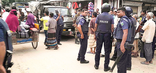 পরকীয়ার অভিযোগে প্রেমিকের আত্মহত্যা