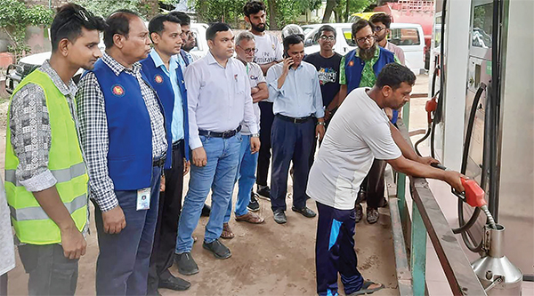 শিক্ষক-শিক্ষার্থীদের নিয়ে বিএসটিআইর বাজার মনিটরিং