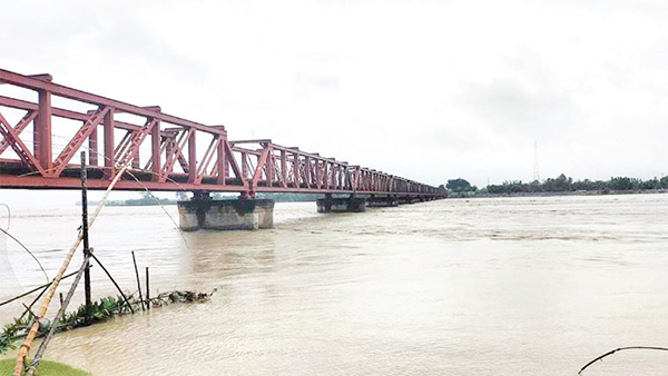 তিস্তাপাড়ে বন্যা আতঙ্ক