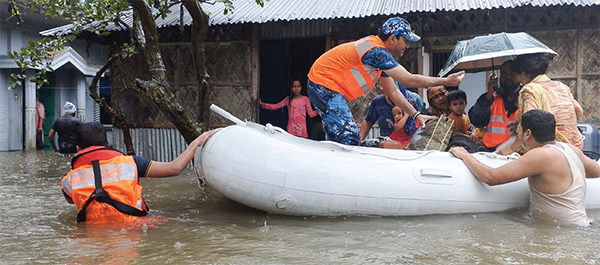 ফেনী জেলার বন্যার্তদের উদ্ধার ও ত্রাণসহায়তা কার্যক্রম পরিচালনা