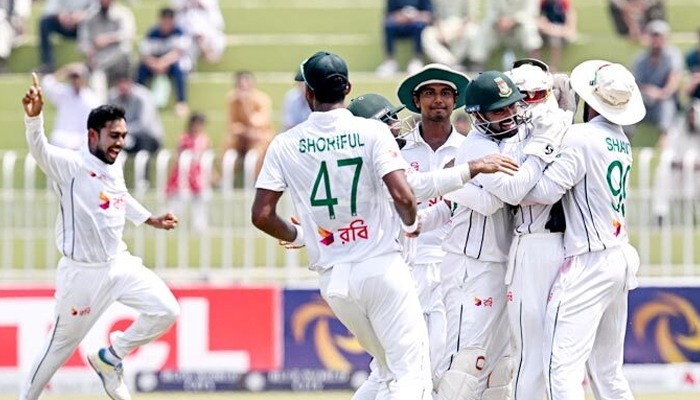 পাকিস্তানকে হারিয়ে বাংলাদেশের ঐতিহাসিক টেস্ট জয়