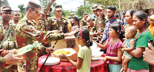 সশস্ত্র বাহিনীর বন্যার্তদের উদ্ধার, চিকিৎসাসেবা ও ত্রাণ বিতরণ কার্যক্রম