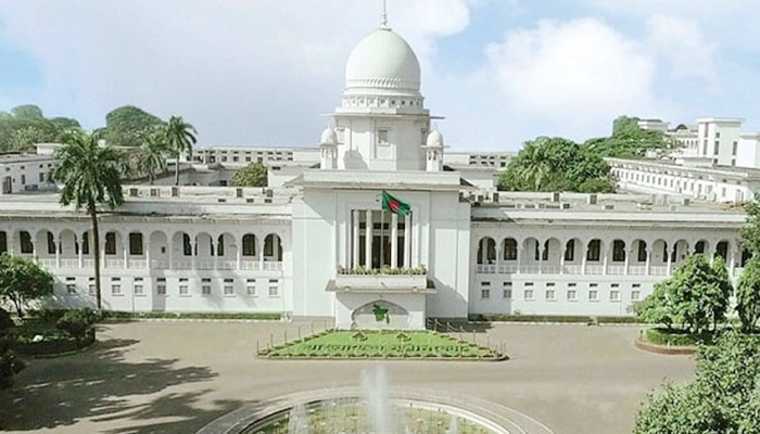 মাধ্যমিক পর্যায়ের পাঠ্যক্রম সংস্কার চেয়ে রিট