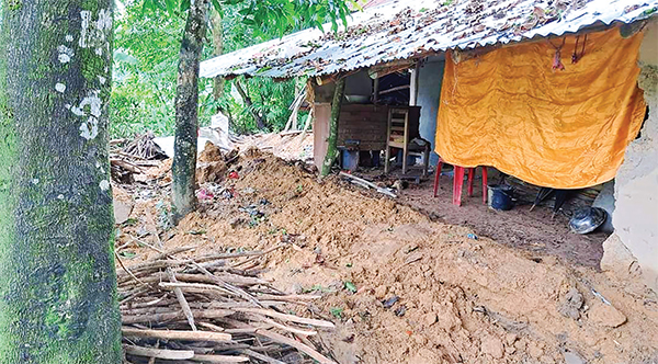 বন্যায় ফটিকছড়ি ১ লাখ ৫০ হাজার মানুষ ক্ষতিগ্রস্ত