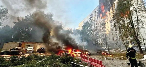 ইউক্রেনের খারকিভে রাশিয়ার বোমা হামলায় নিহত ছয়