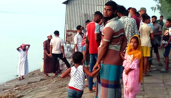 সিরাজগঞ্জে যমুনায় নিখোঁজের পরদিন ২ শিশুর লাশ উদ্ধার