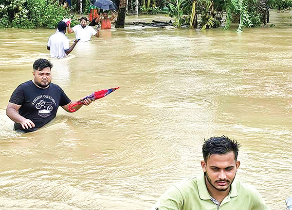 টানা বর্ষণে উখিয়ায় শতাধিক গ্রাম প্লাবিত