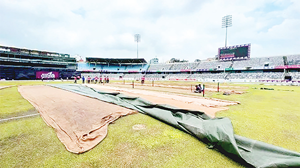 এবার মিরপুরের উইকেট বদলাবে?