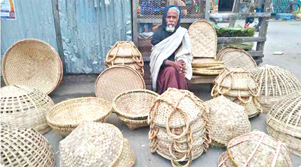 ভোলায় বিলুপ্তির পথে বাঁশশিল্প