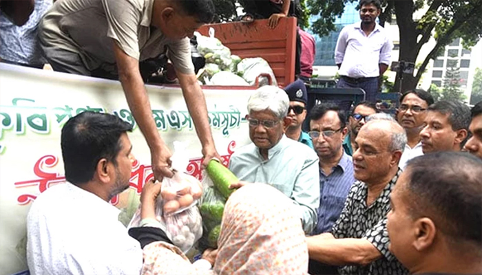 সুলভ মূল্যে ১০ কৃষি পণ্য পাবে ভোক্তা: বাণিজ্য উপদেষ্টা