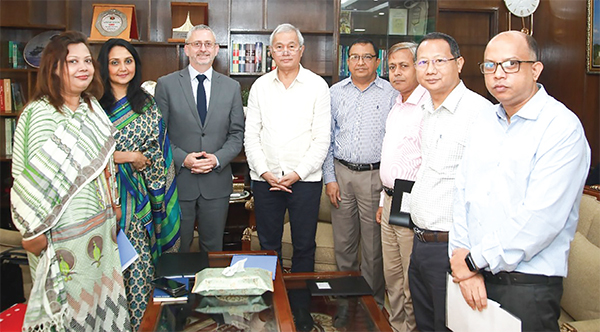 পার্বত্য উপদেষ্টার সঙ্গে ইইউ প্রতিনিধি দলের সাক্ষাৎ