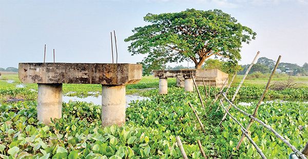 ২৩ বছরেও শেষ হয়নি সেতুর নির্মাণকাজ