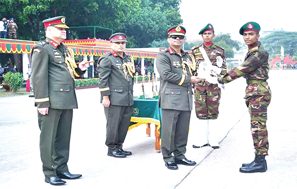 রাজশাহী সেনানিবাসে সমাপনী কুচকাওয়াজ অনুষ্ঠিত