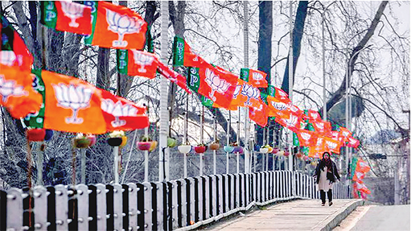 কাশ্মীরের আংশিক স্বায়ত্তশাসন পুনর্বহালের দাবি প্রত্যাখ্যান করলেন মোদি