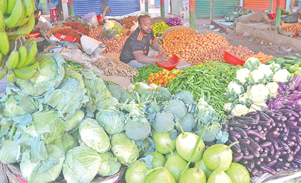 বগুড়ায় কমছে সবজির দাম