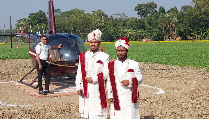 মাদারীপুরে হেলিকপ্টারে চড়িয়ে একদিনে দুই ছেলের বিয়ে