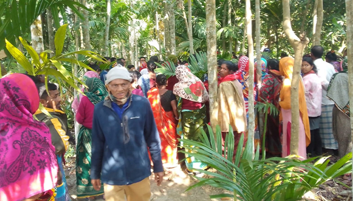 পিরোজপুরে ব্যবসায়ীর ঝুলন্ত লাশ উদ্ধার