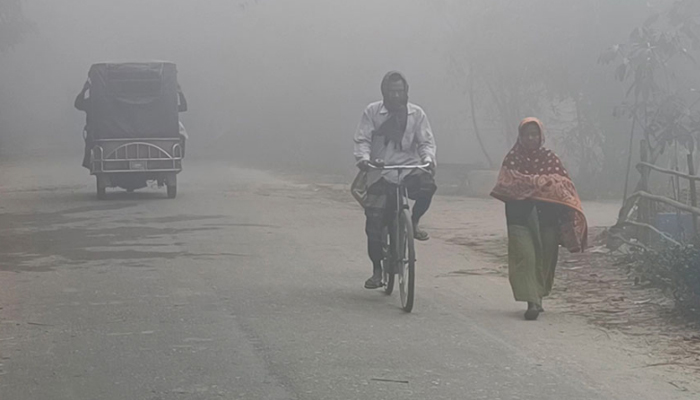 তীব্র শীতে স্থবির কুড়িগ্রামের জনজীবন