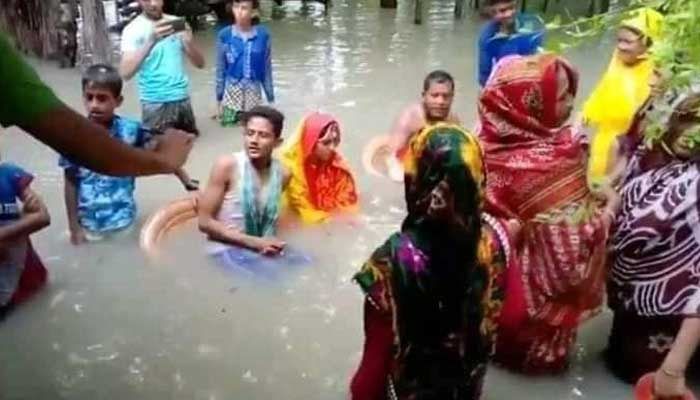 পানিতে গায়ে হলুদ করে ভাইরাল ছাত্রলীগ নেতা