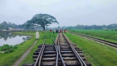 ঈশ্বরগঞ্জে ট্রেনে কাটা পড়ে গৃহবধূর মাথা বিচ্ছিন্ন 