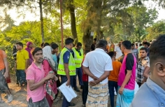 বেড়াতে  গিয়ে প্রাণ গেল মোটরসাইকেল আরোহী ২ বন্ধুর